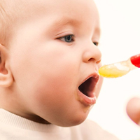 Feeding Your Baby In the First Year: thumbnail