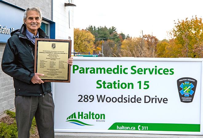 Photo of Regional Chair Gary Carr at the official opening of Paramedic Services Station #15 in Oakville. 